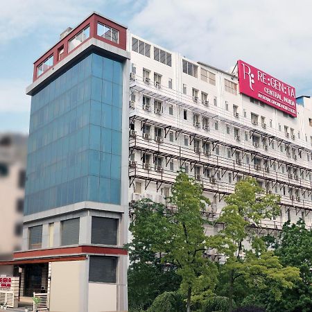 Regenta Central Noida, Sector 49 Екстер'єр фото
